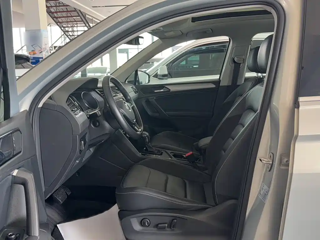 Volkswagen Tiguan L 2019 — фото 14