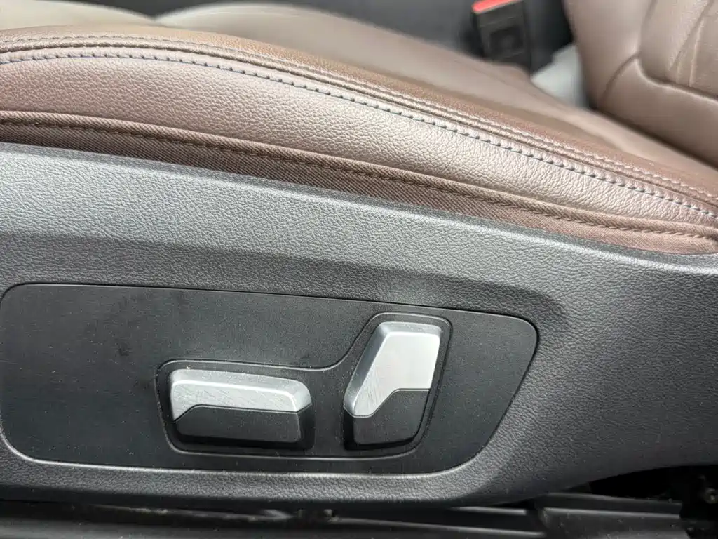 BMW 3 Series 2021 — фото 14