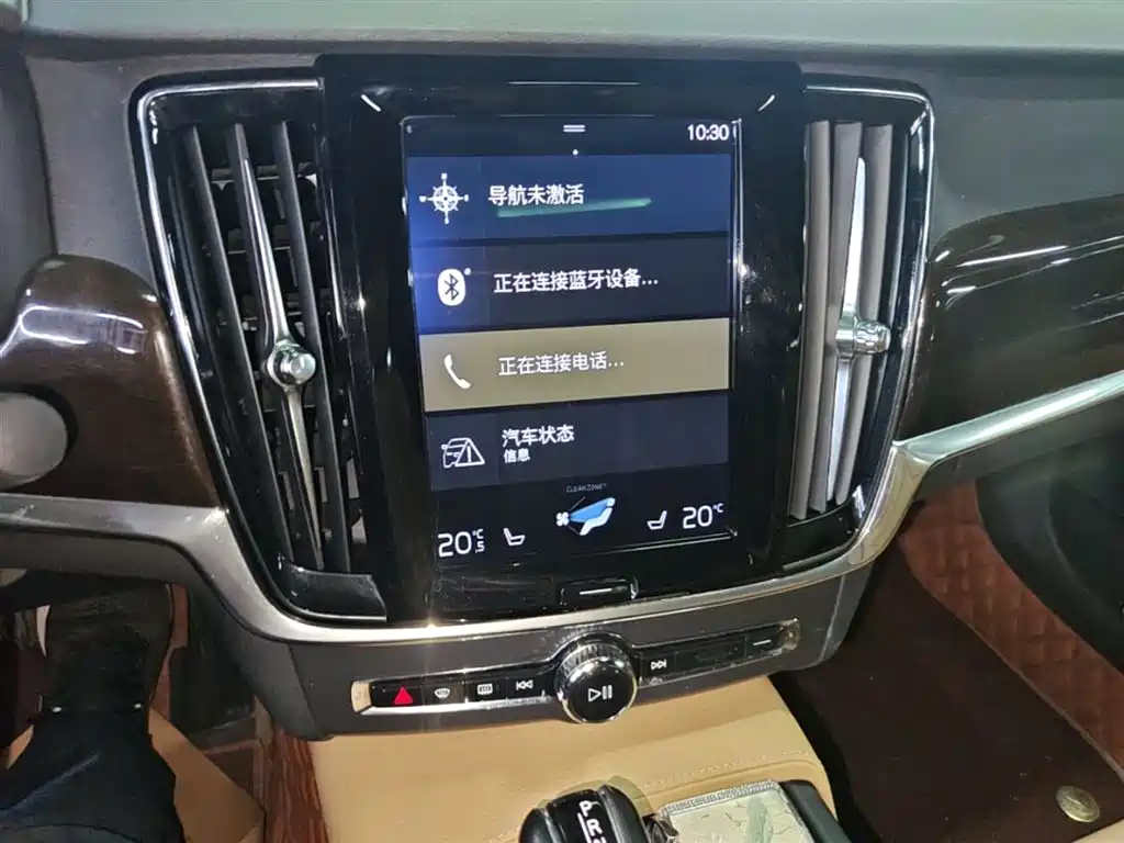 Volvo S90 2018 — фото 13
