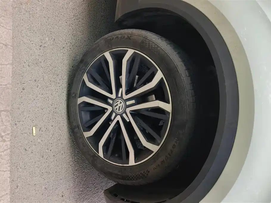 Volkswagen T-Roc 2019 — фото 6