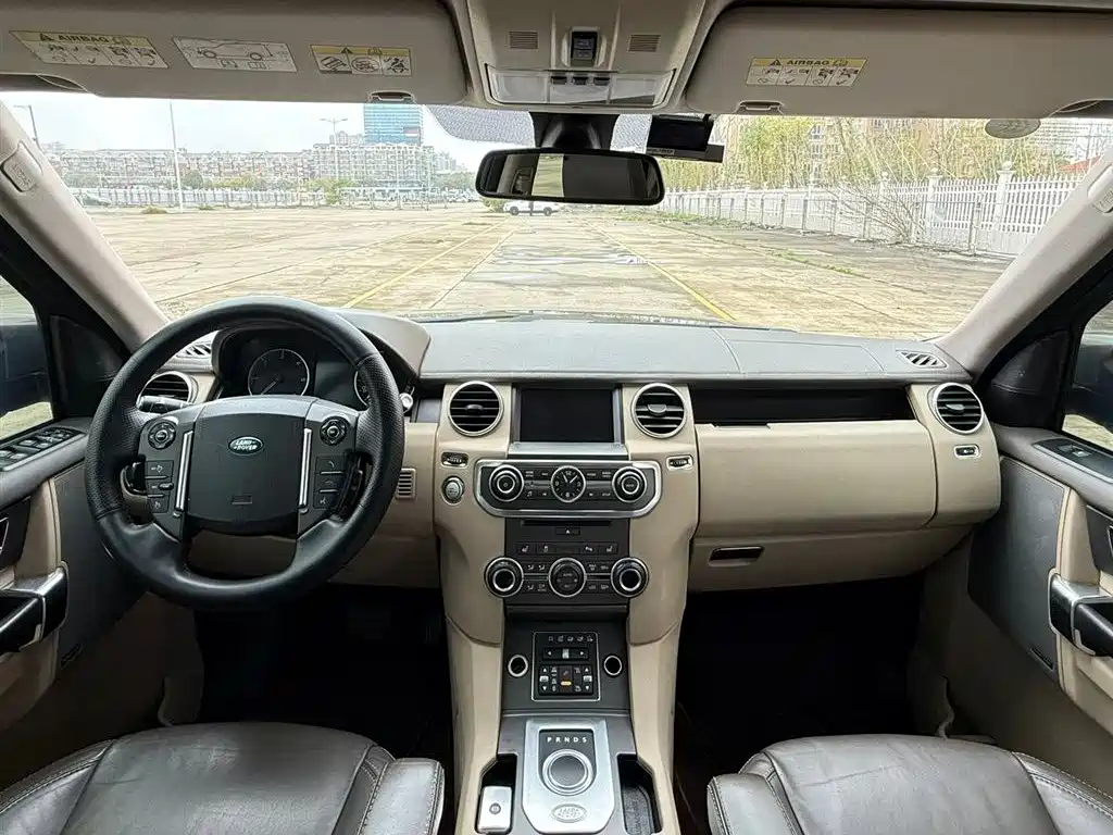 Land Rover Discovery 2013 — фото 4
