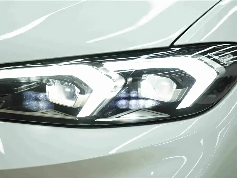 BMW i3 2024