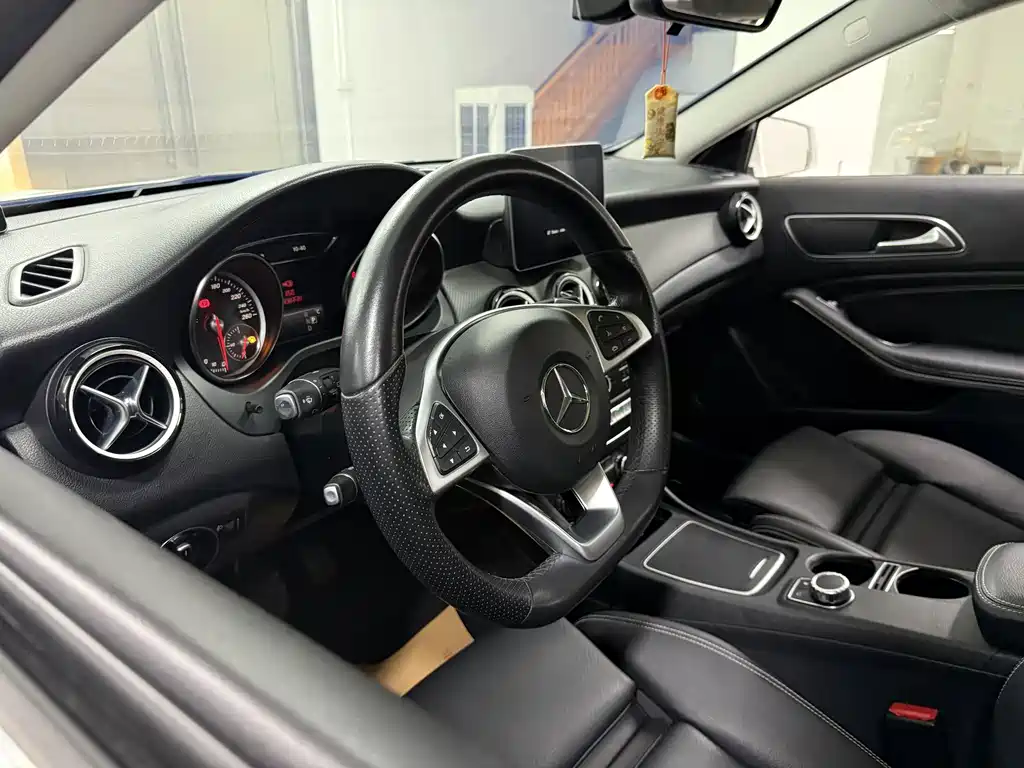 Mercedes-Benz GLA 2019 — фото 9