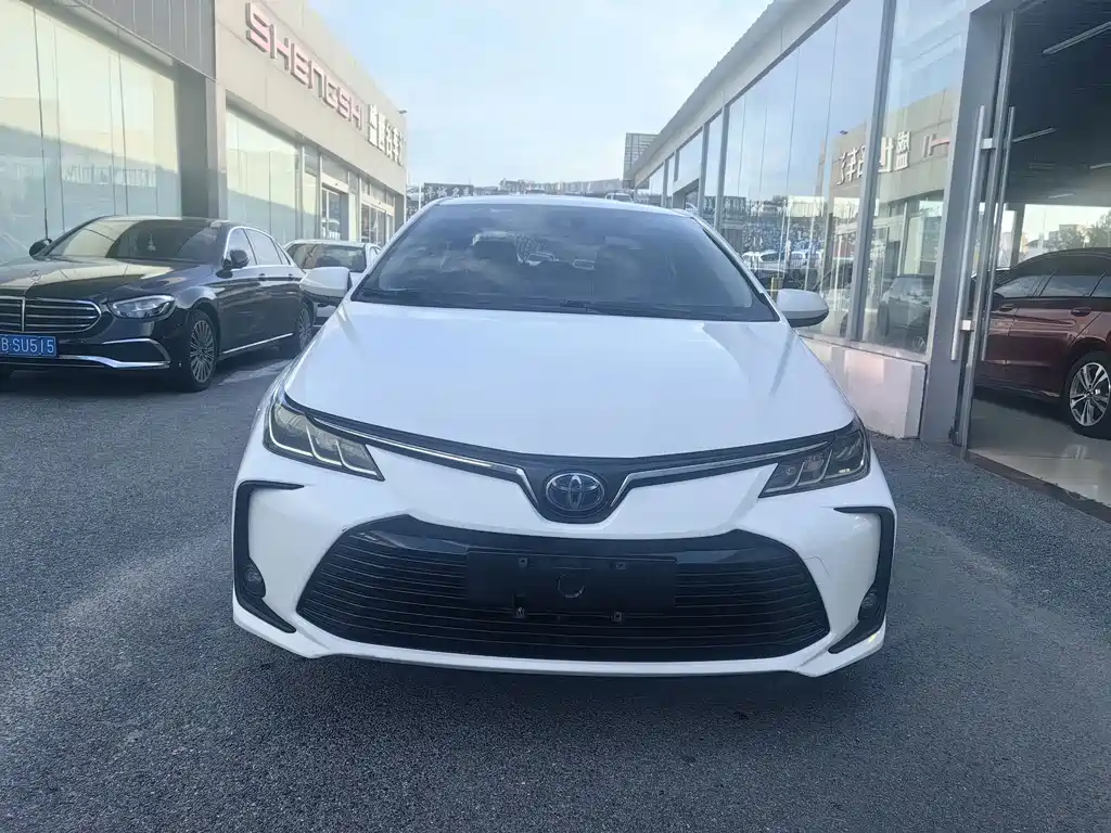 Toyota Corolla 2020 — фото 2