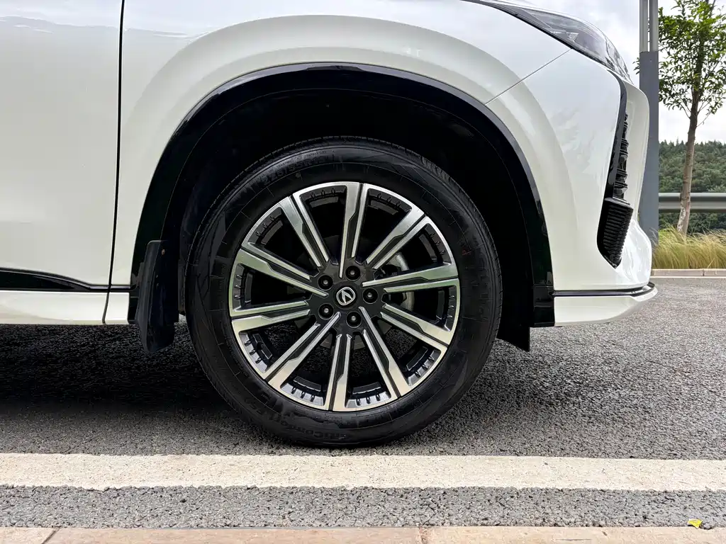 Changan CS75 PLUS 2025 — фото 10