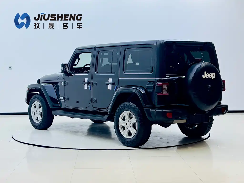 Jeep Wrangler 2021 — фото 20