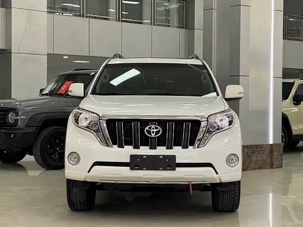 Toyota Prado 2016