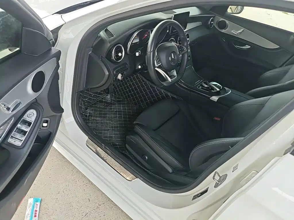Mercedes-Benz C-Class 2017 — фото 16