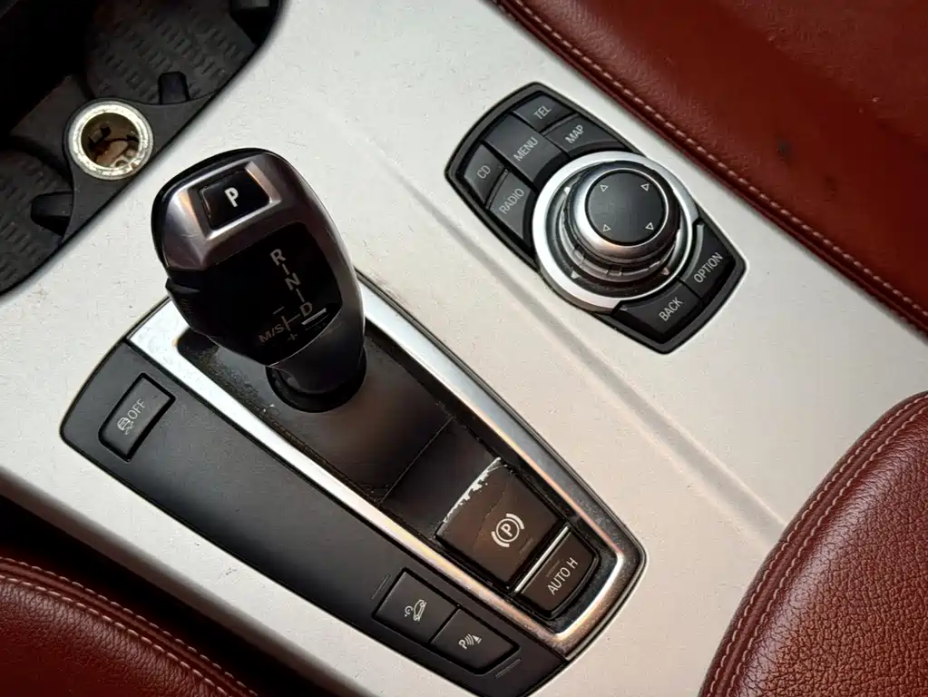 BMW X3 2012 — фото 16