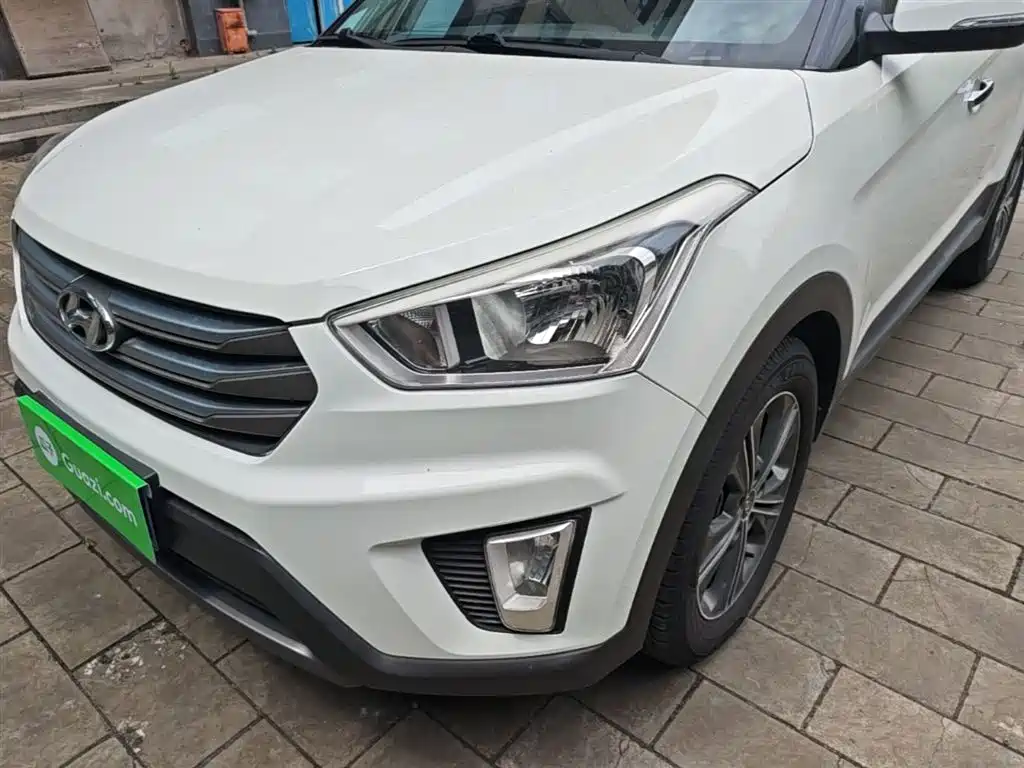 Hyundai ix25 2016 — фото 18