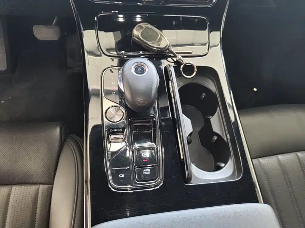 GAC Motor Trumpchi M8 2023 — фото 14