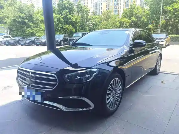 Mercedes-Benz E-Class 2021