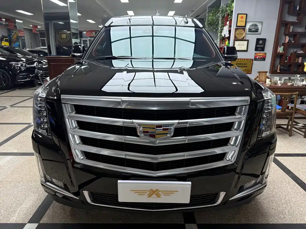 Cadillac Escalade 2018 — фото 2
