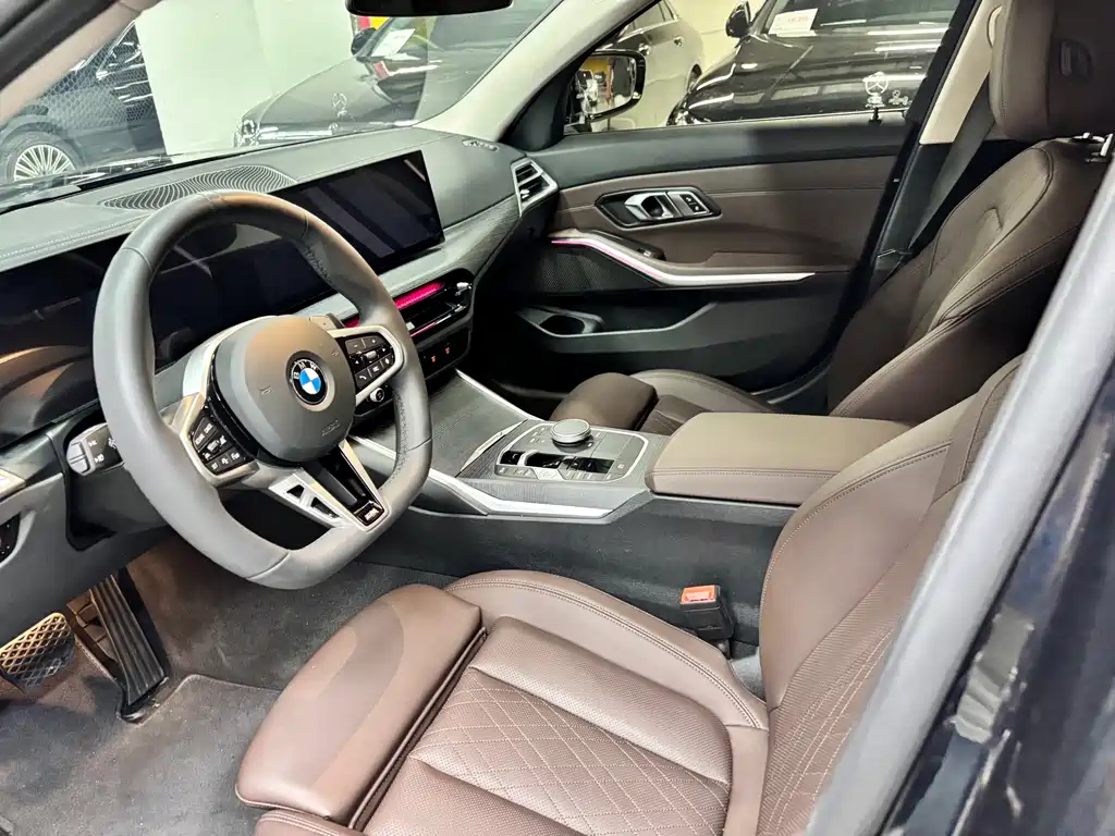 BMW 3 Series 2025
