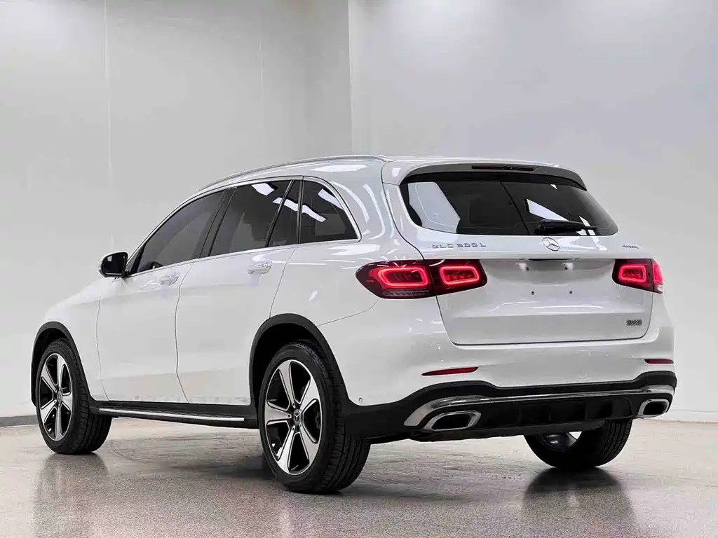 Mercedes-Benz GLC 2020 — фото 29