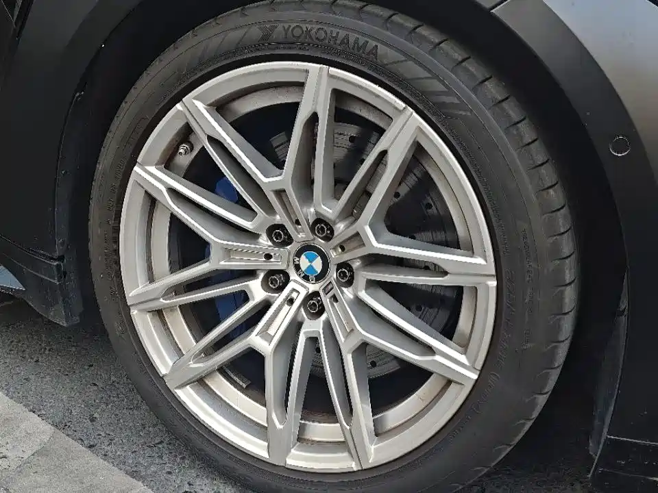 BMW M3 2024 — фото 11