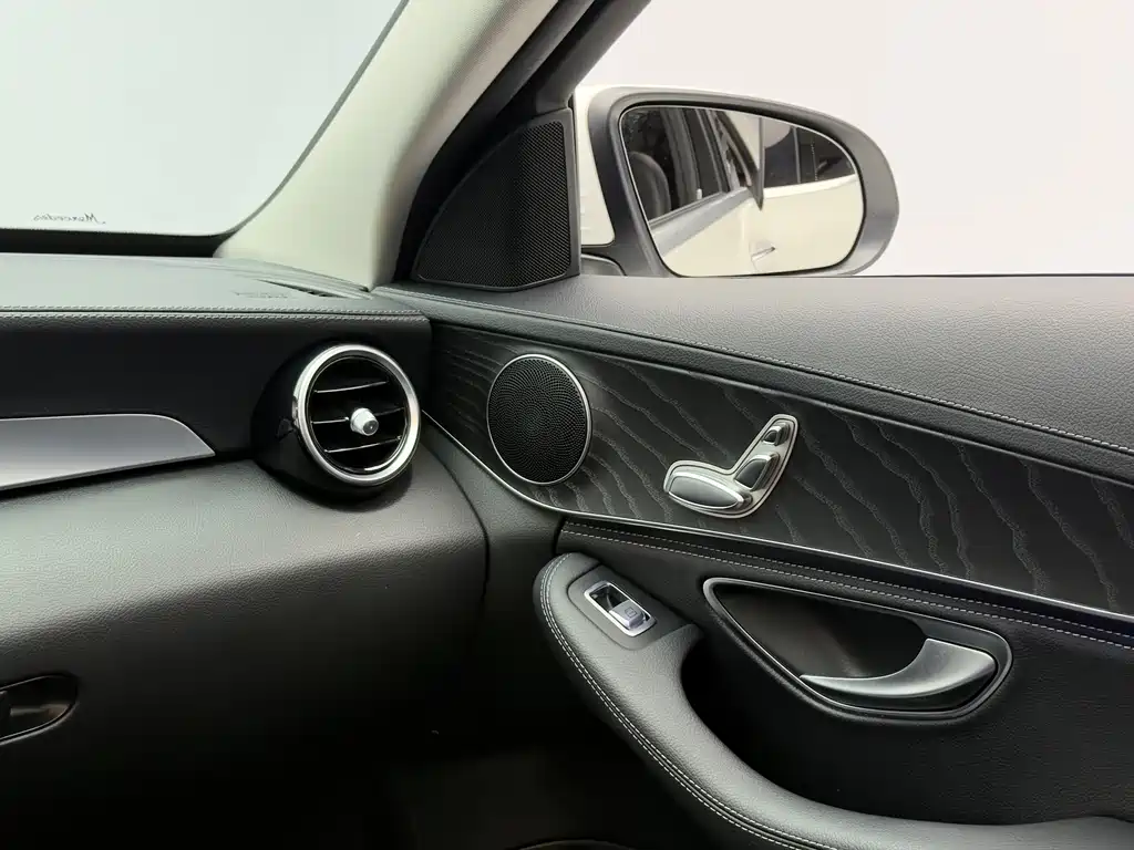 Mercedes-Benz C-Class 2020 — фото 14
