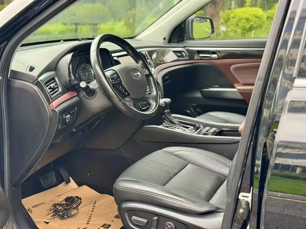 GAC Motor Trumpchi GS8 2018