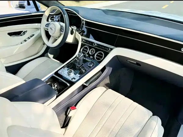 Bentley Continental 2022