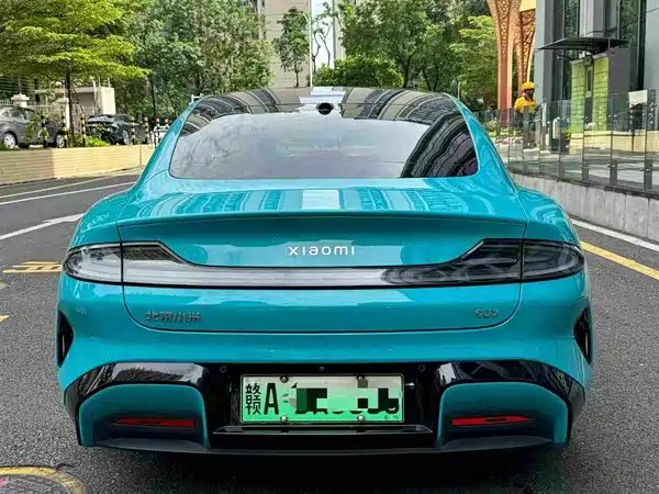 Xiaomi SU7 2024