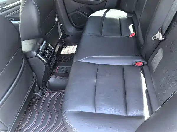 Nissan Teana 2022