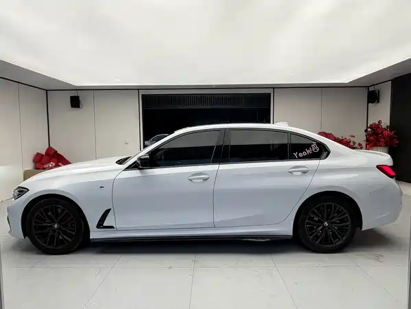 BMW 3 Series 2021