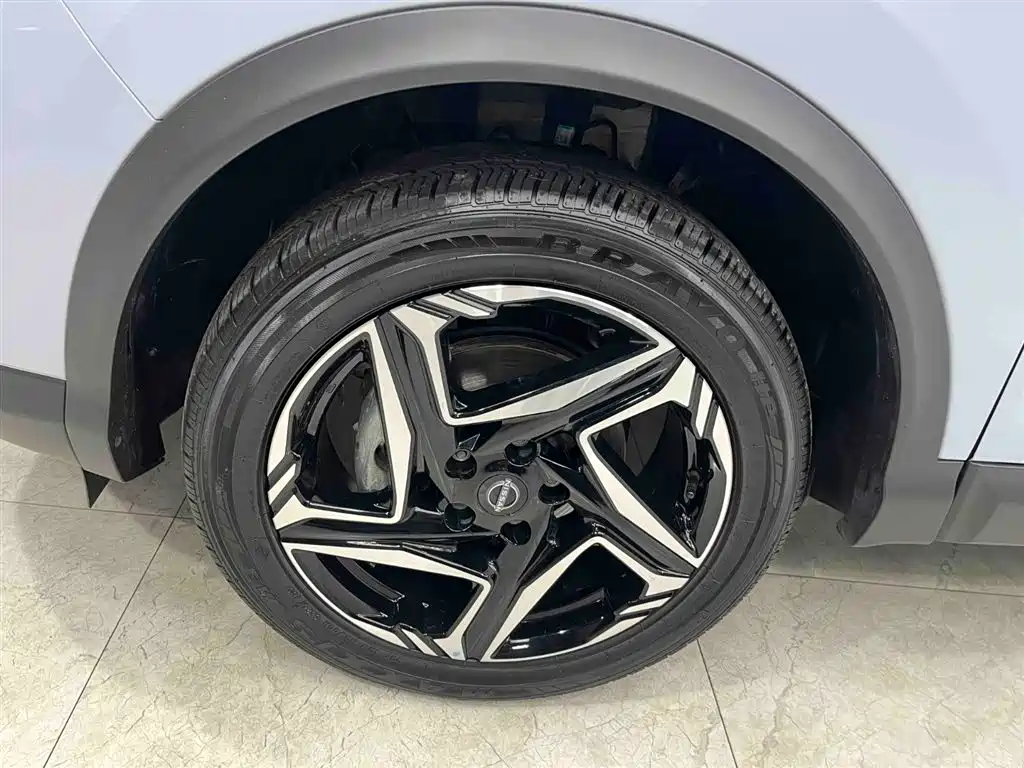 Nissan Qashqai 2025 — фото 19