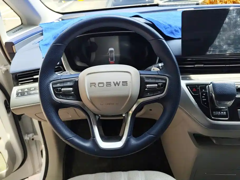 Roewe iMAX8 2023 — фото 15
