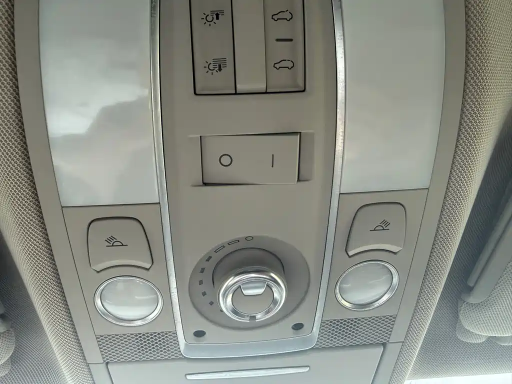 Audi Q7 2015 — фото 11