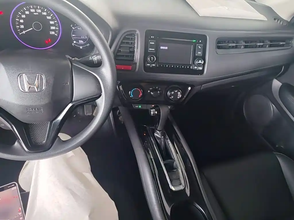 Honda Vezel 2017 — фото 10