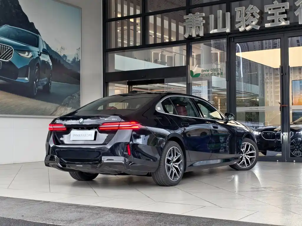 BMW i5 2026 — фото 3