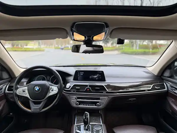 BMW 7 Series 2016