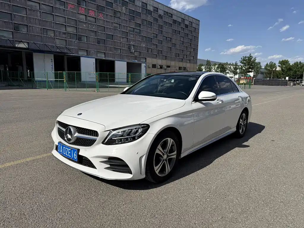 Mercedes-Benz C-Class 2018 — фото 1