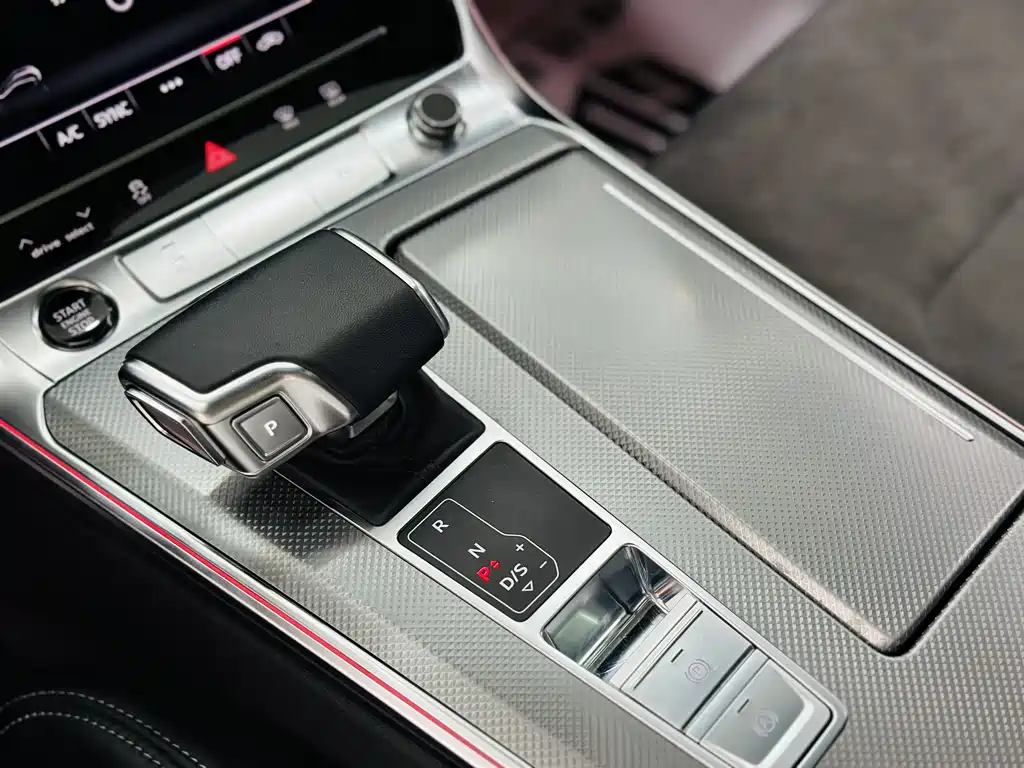 Audi A6L 2023 — фото 16
