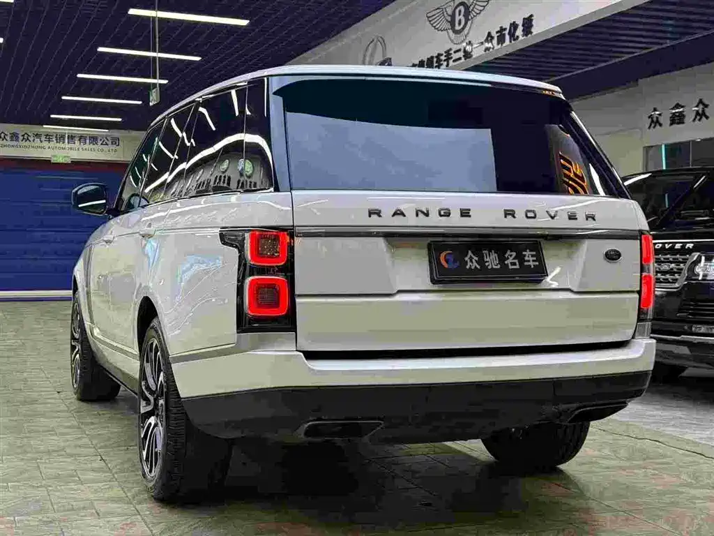 Land Rover Range Rover 2019 — фото 7