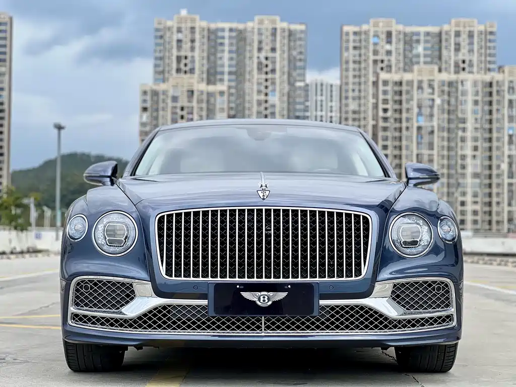 Bentley Flying Spur PHEV 2022 — фото 2