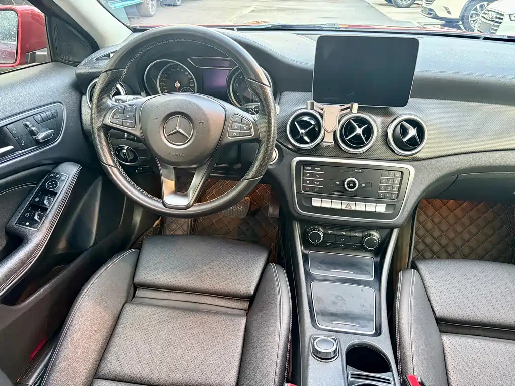 Mercedes-Benz GLA 2019 — фото 17