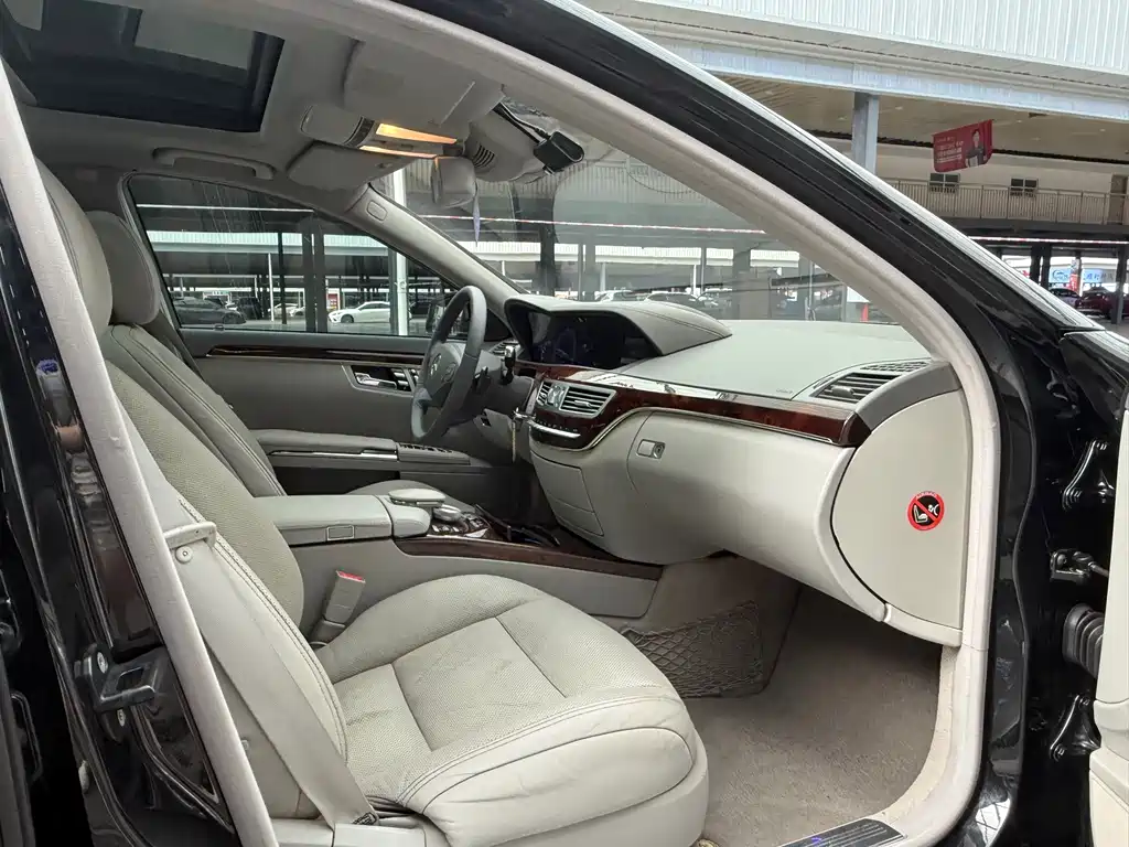 Mercedes-Benz S-Class 2010 — фото 23