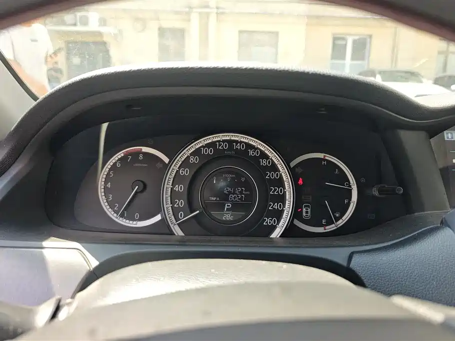 Honda Accord 2015 — фото 14