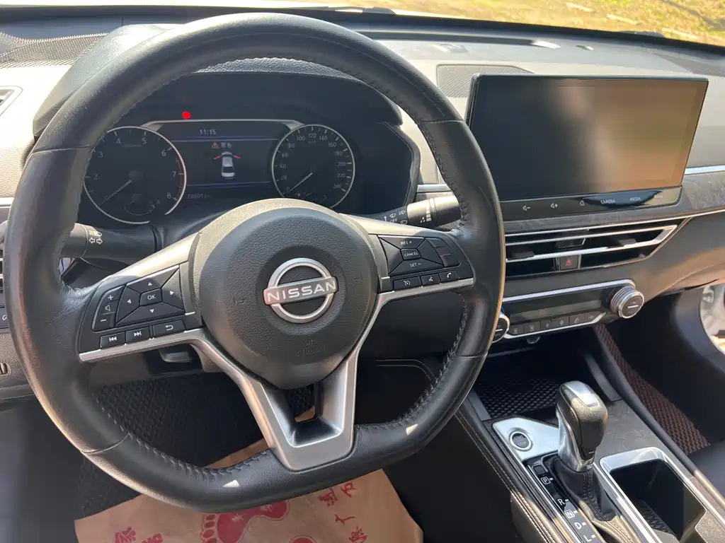 Nissan Teana 2023 — фото 10