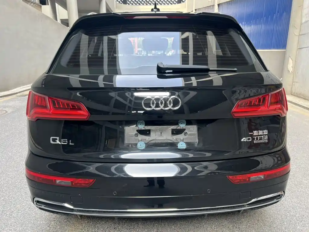 Audi Q5L 2019 — фото 8