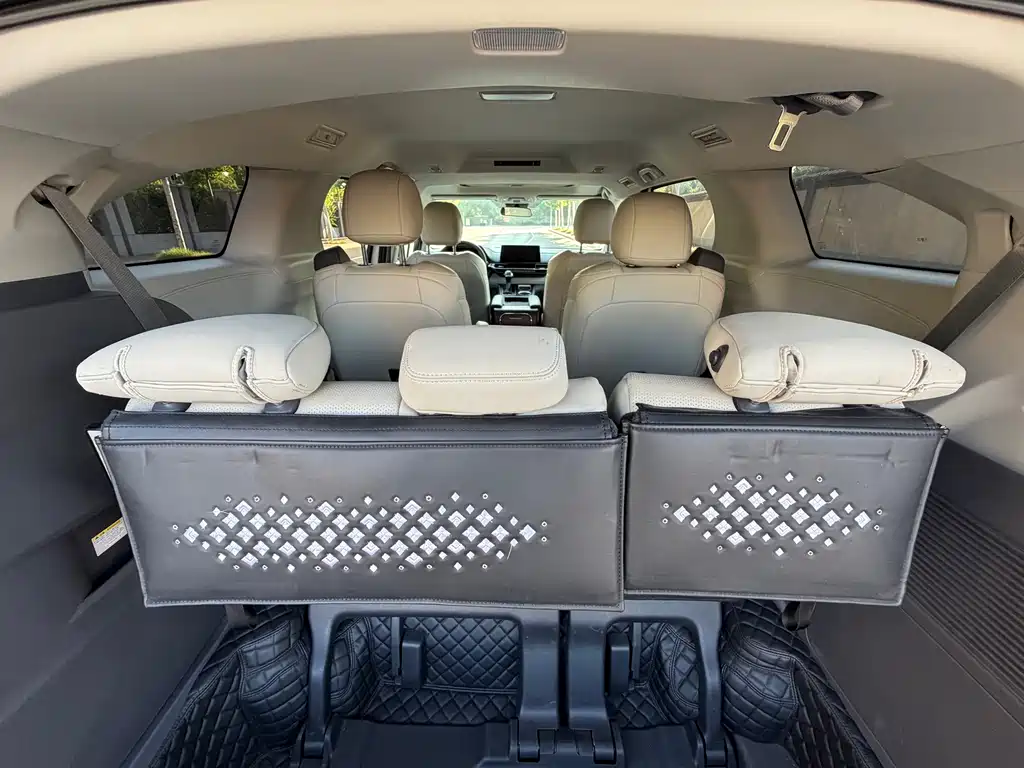 Toyota Sienna 2025 — фото 10