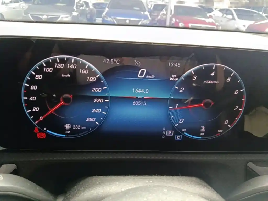 Mercedes-Benz A-Class 2023 — фото 12