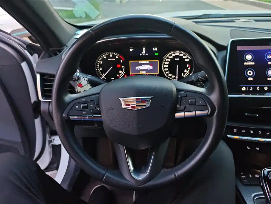 Cadillac CT5 2022 — фото 14