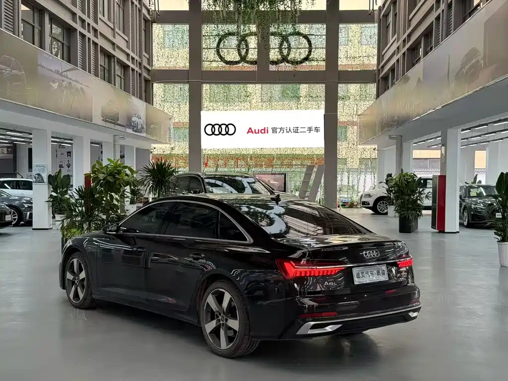 Audi A6L 2023 — фото 4