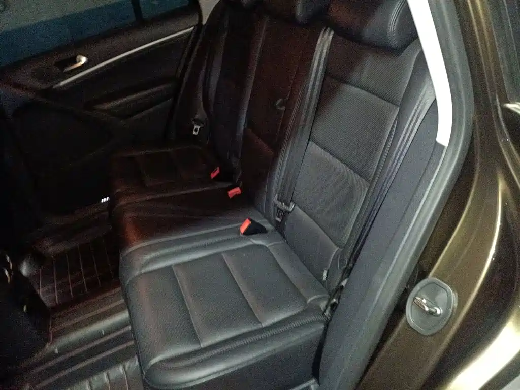 Volkswagen Tiguan 2015 — фото 15