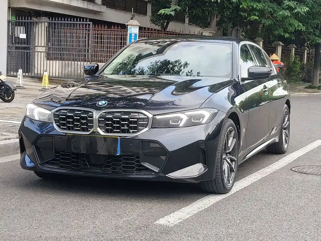 BMW 3 Series 2024