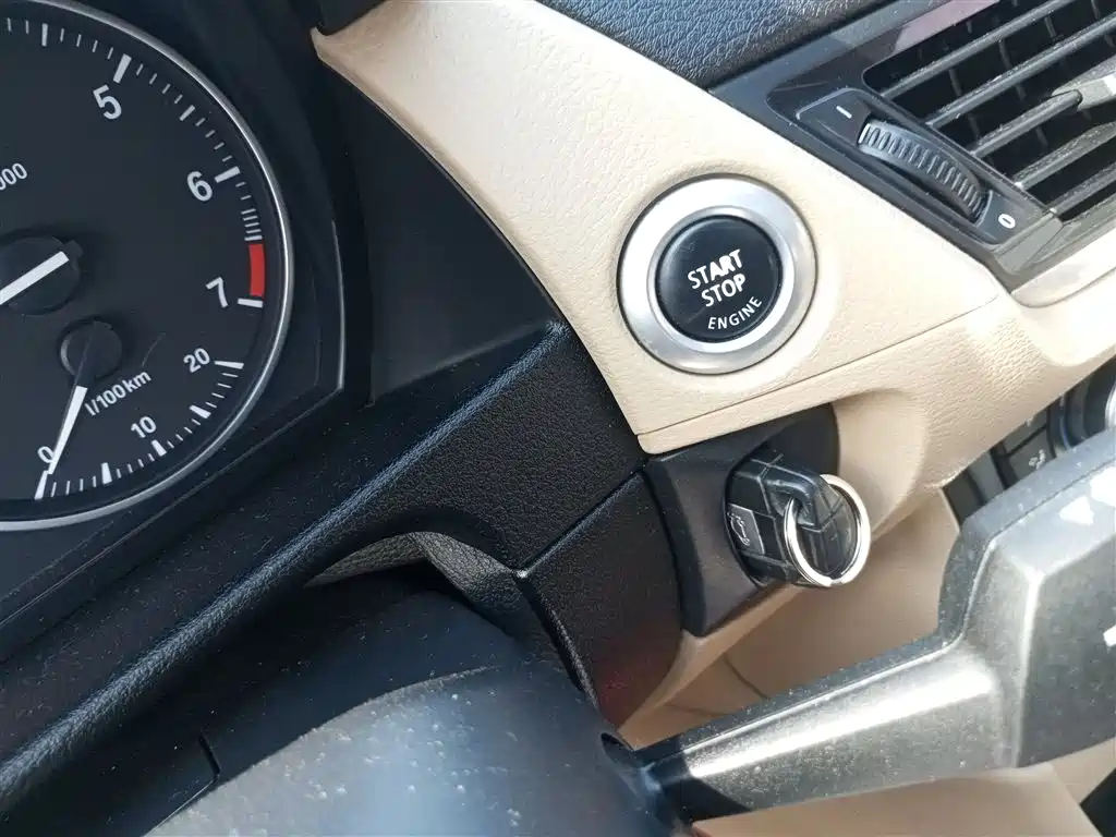 BMW X1 2015 — фото 17