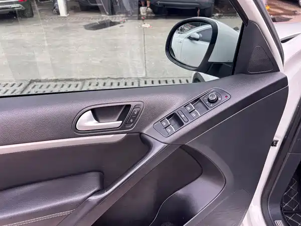 Volkswagen Tiguan 2016