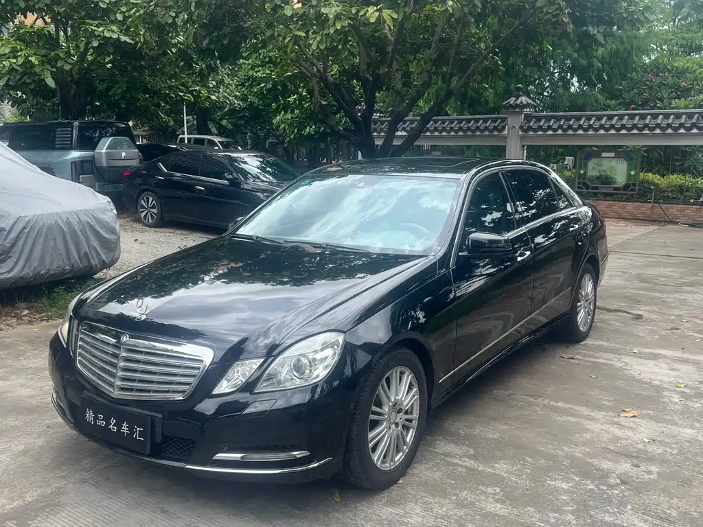 Mercedes-Benz E-Class 2012